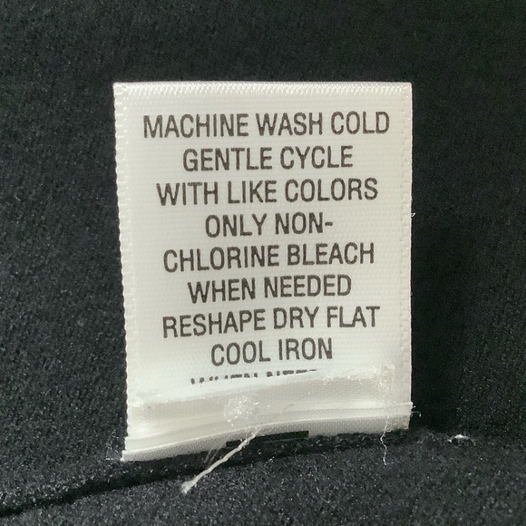 Laura Ashley Long Black Sweater 3/4 Sleeve Shawl Collar  Button Accents XL - Picture 5 of 5